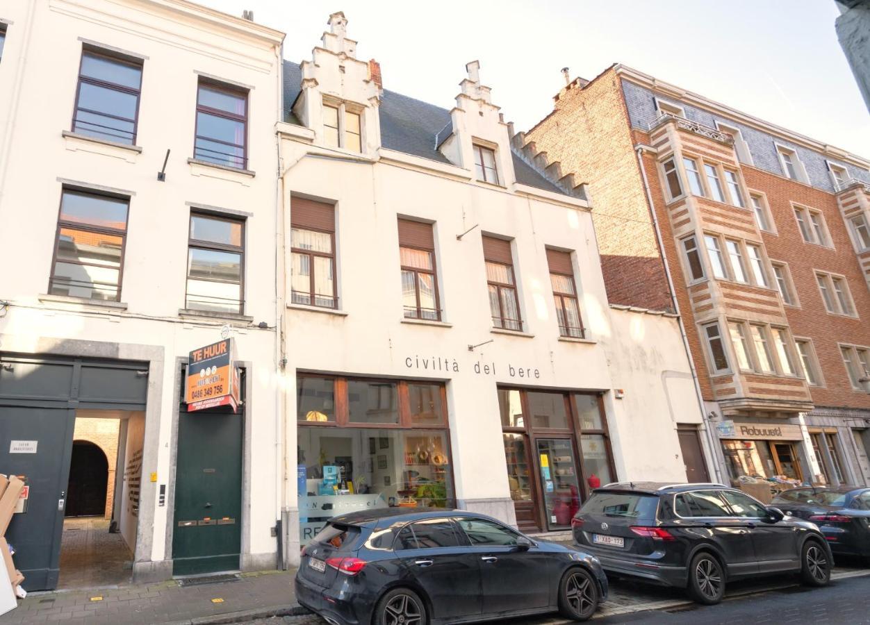 The Old Town Lodge In The Heart Of 安特卫普 外观 照片